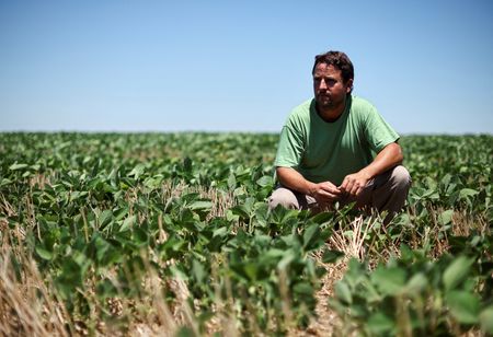 tagreuters.com2025binary_LYNXMPEL120C9-VIEWIMAGE