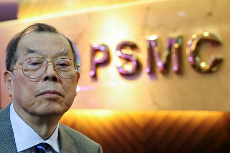 tagreuters.com2025binary_LYNXMPEL190CY-VIEWIMAGE