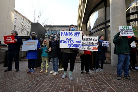 tagreuters.com2025binary_LYNXMPEL190VV-VIEWIMAGE