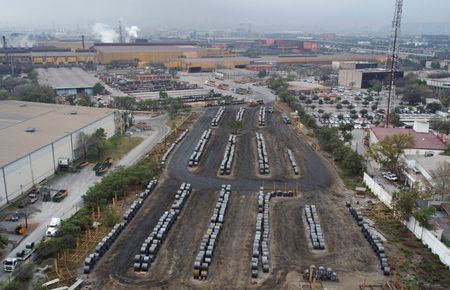 tagreuters.com2025binary_LYNXMPEL1A0QX-VIEWIMAGE