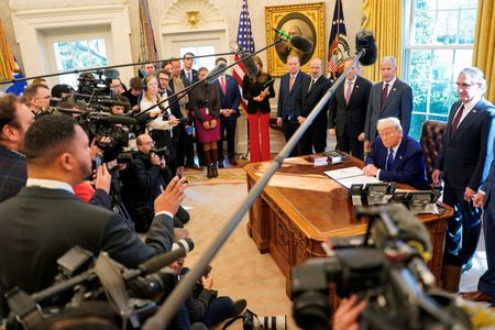 tagreuters.com2025binary_LYNXMPEL1D0W3-VIEWIMAGE