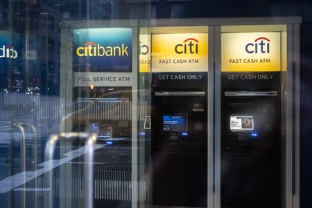 tagreuters.com2025binary_LYNXMPEL2A01N-VIEWIMAGE