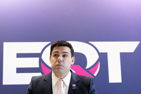 tagreuters.com2025binary_LYNXMPEL2B11G-VIEWIMAGE