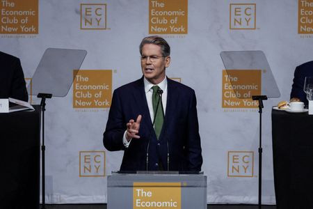 tagreuters.com2025binary_LYNXMPEL2C0E3-VIEWIMAGE