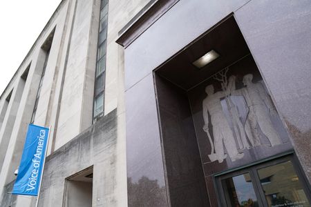 tagreuters.com2025binary_LYNXMPEL2E05G-VIEWIMAGE