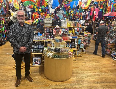 tagreuters.com2025binary_LYNXMPEL3B068-VIEWIMAGE