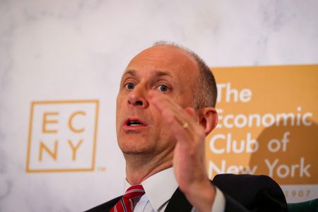 tagreuters.com2025binary_LYNXMPEL3D0P6-VIEWIMAGE