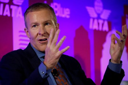 tagreuters.com2025binary_LYNXMPEL3G0W3-VIEWIMAGE