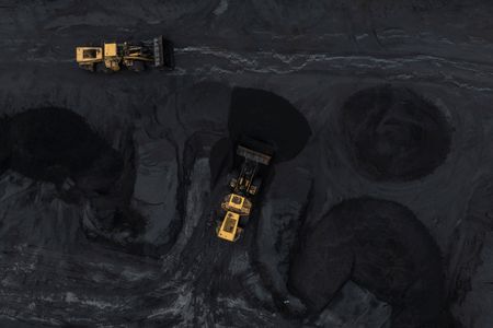 tagreuters.com2025binary_LYNXMPEL3K0BM-VIEWIMAGE