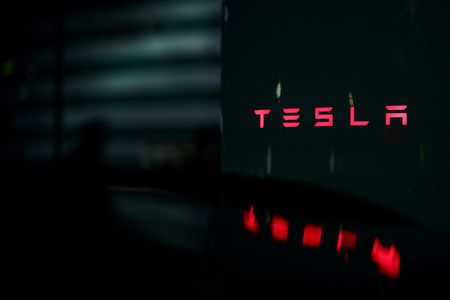 tagreuters.com2025binary_LYNXMPEL3K0QH-VIEWIMAGE