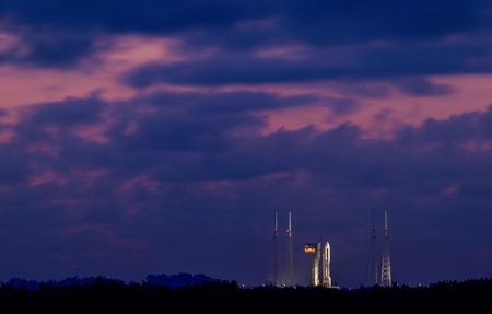 tagreuters.com2025binary_LYNXMPEL3R124-VIEWIMAGE