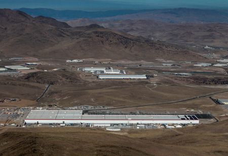 tagreuters.com2025binary_LYNXMPEL3S12E-VIEWIMAGE