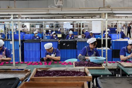 tagreuters.com2025binary_LYNXMPEL4B016-VIEWIMAGE