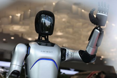 tagreuters.com2025binary_LYNXMPEL4C03N-VIEWIMAGE