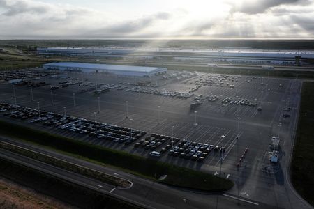 tagreuters.com2025binary_LYNXMPEL4D0GC-VIEWIMAGE