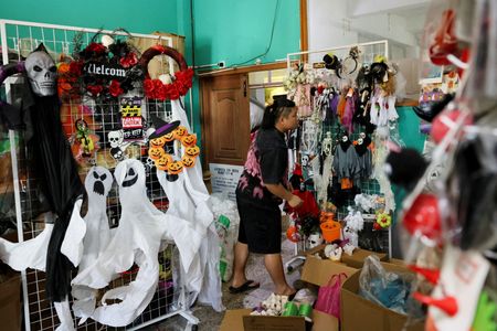 tagreuters.com2025binary_LYNXMPEL4E015-VIEWIMAGE