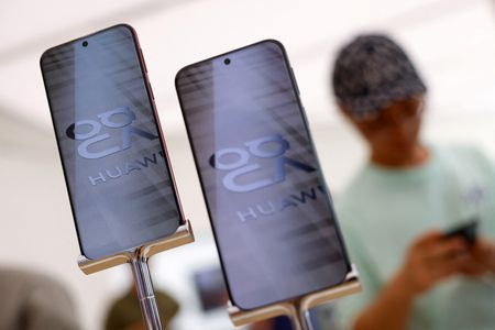 tagreuters.com2025binary_LYNXMPEL5A0K0-VIEWIMAGE