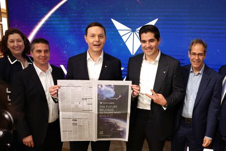 tagreuters.com2025binary_LYNXMPEL5A0W0-VIEWIMAGE