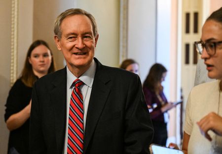 tagreuters.com2025binary_LYNXMPEL60278-VIEWIMAGE