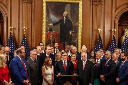 tagreuters.com2025binary_LYNXMPEL6213S-VIEWIMAGE