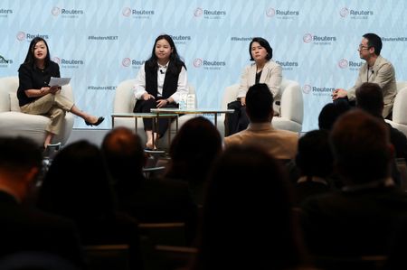 tagreuters.com2025binary_LYNXMPEL6802V-VIEWIMAGE