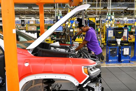 tagreuters.com2025binary_LYNXMPEL6D0L5-VIEWIMAGE