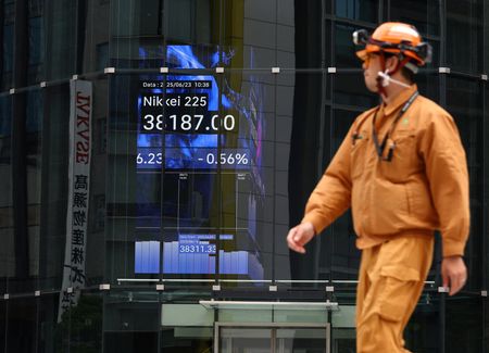 tagreuters.com2025binary_LYNXMPEL6G025-VIEWIMAGE