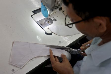 tagreuters.com2025binary_LYNXMPEL6U0SC-VIEWIMAGE