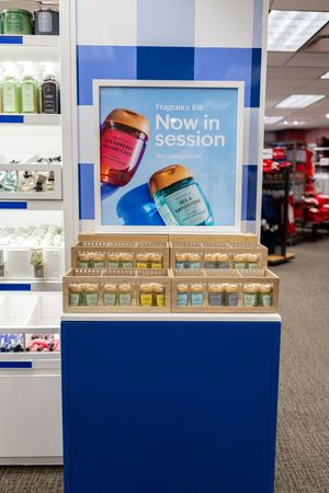 tagreuters.com2025binary_LYNXMPEL750RQ-VIEWIMAGE