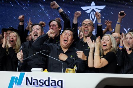 tagreuters.com2025binary_LYNXMPEL7613I-VIEWIMAGE