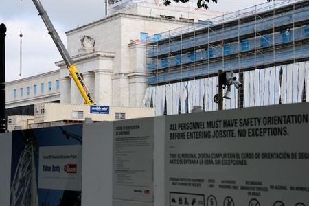 tagreuters.com2025binary_LYNXMPEL7B0LQ-VIEWIMAGE