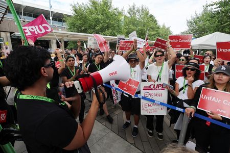 tagreuters.com2025binary_LYNXMPEL7I00T-VIEWIMAGE