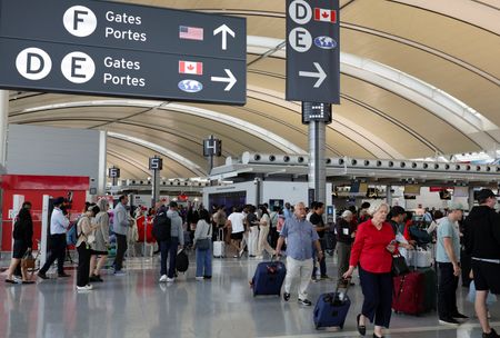 tagreuters.com2025binary_LYNXMPEL7I0RH-VIEWIMAGE