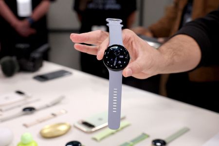 tagreuters.com2025binary_LYNXMPEL7J0UR-VIEWIMAGE