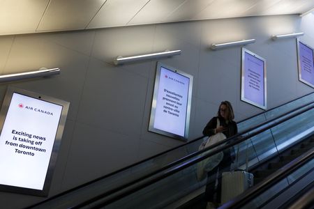 tagreuters.com2025binary_LYNXMPEL9M0XO-VIEWIMAGE