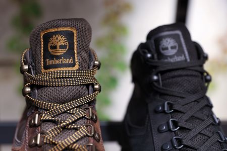 tagreuters.com2025binary_LYNXMPEL9R0JK-VIEWIMAGE