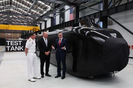 tagreuters.com2025binary_LYNXMPEL9U02T-VIEWIMAGE