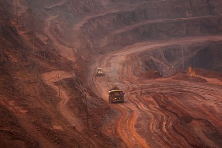 tagreuters.com2025binary_LYNXMPELA30HE-VIEWIMAGE