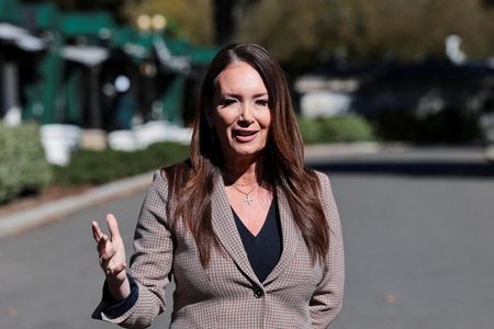 tagreuters.com2025binary_LYNXMPELA30NG-VIEWIMAGE