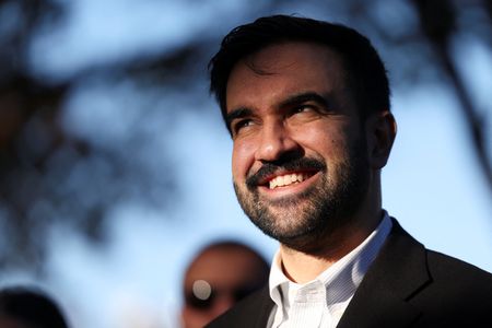 tagreuters.com2025binary_LYNXMPELA313X-VIEWIMAGE