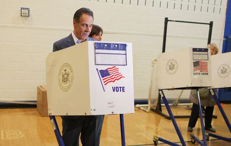 tagreuters.com2025binary_LYNXMPELA3141-VIEWIMAGE