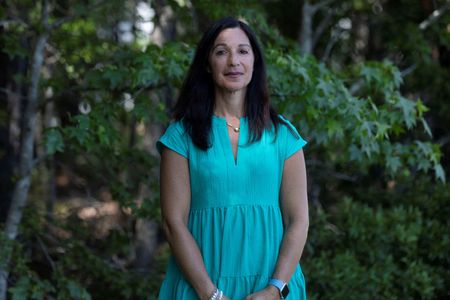 tagreuters.com2025binary_LYNXMPELA704H-VIEWIMAGE