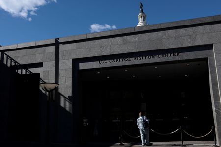 tagreuters.com2025binary_LYNXMPELAA0U7-VIEWIMAGE