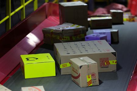 tagreuters.com2025binary_LYNXMPELAB05I-VIEWIMAGE