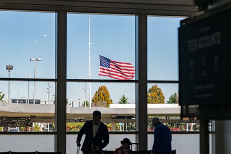 tagreuters.com2025binary_LYNXMPELAB0JP-VIEWIMAGE