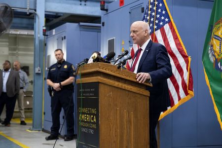 tagreuters.com2025binary_LYNXMPELAB190-VIEWIMAGE