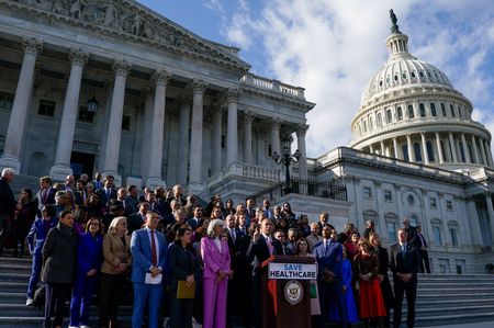 tagreuters.com2025binary_LYNXMPELAB1BJ-VIEWIMAGE