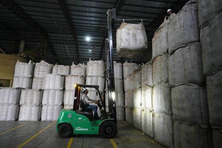 tagreuters.com2025binary_LYNXMPELB506K-VIEWIMAGE