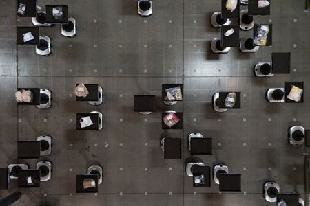 tagreuters.com2025binary_LYNXMPELBH0KT-VIEWIMAGE