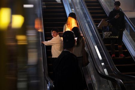 tagreuters.com2025binary_LYNXNPEL1R00P-VIEWIMAGE